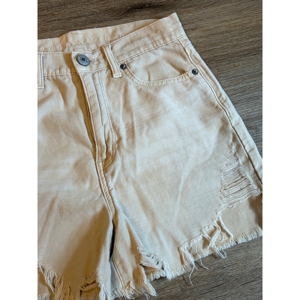 American Eagle Women 2 Beige Distressed High Waisted Denim Shorts Raw Hem Cotton - Picture 3 of 7